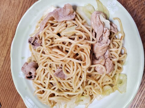 豚肉とキャベツの焼きそば(醤油風味)